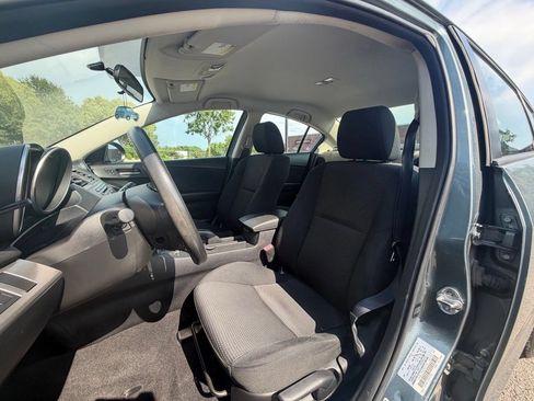Used 2013 MAZDA MAZDA3 i Sport FWD image 14