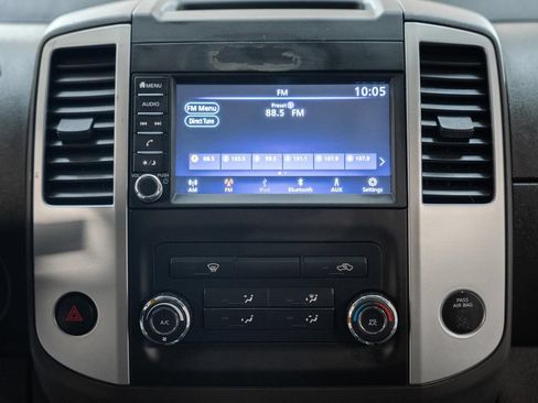 Used 2021 Nissan Frontier SV RWD image 22