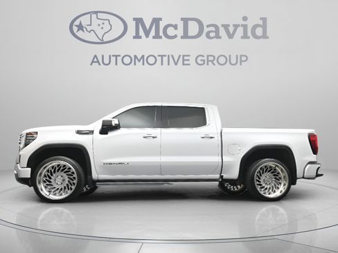 Used 2023 GMC Sierra 1500 Denali Ultimate AWD/4WD image 28