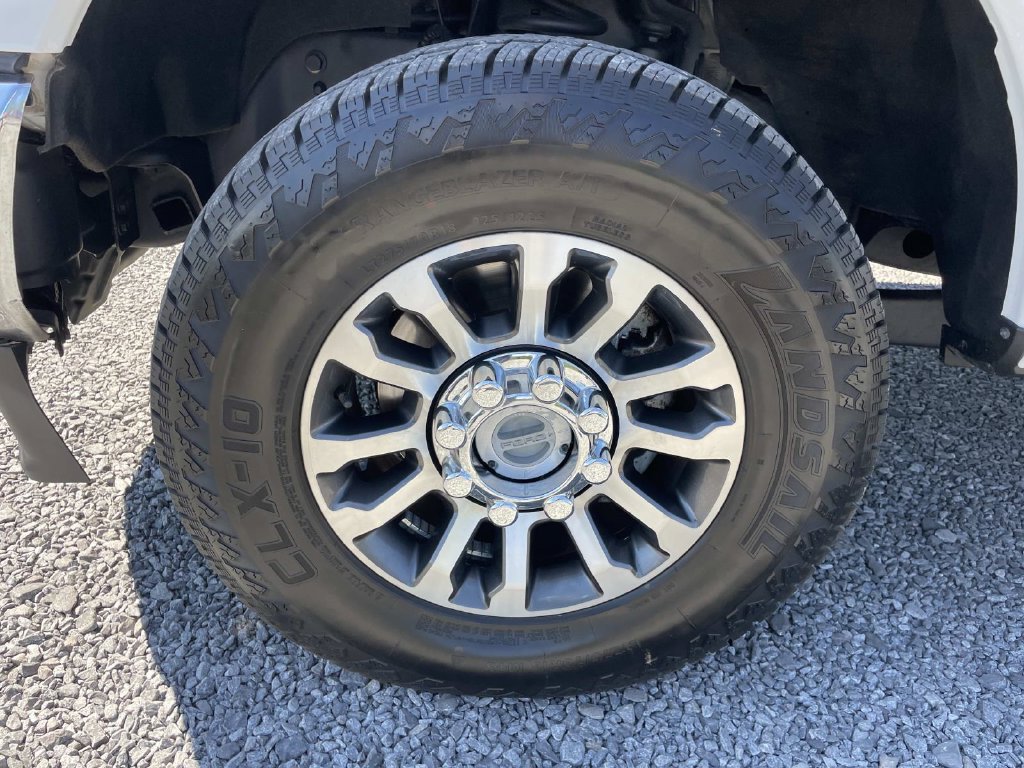Used 2020 Ford F250 Lariat w/ Lariat Value Package AWD/4WD image 37