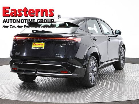 Used 2023 Nissan Ariya AWD image 5