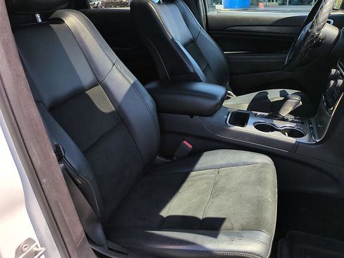 Used 2020 Jeep Grand Cherokee Altitude AWD/4WD image 37