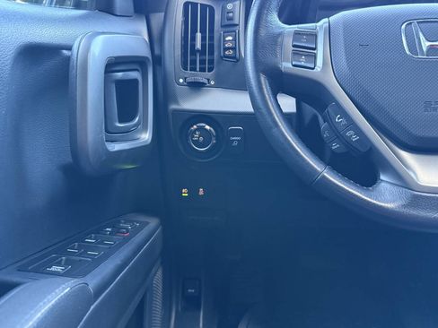 Used 2013 Honda Ridgeline RTL image 32