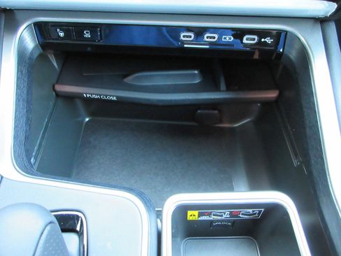 New 2026 Lexus TX 500h AWD image 51