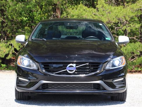 Used 2017 Volvo S60 T6 R-Design Platinum w/ Climate Package AWD/4WD image 41
