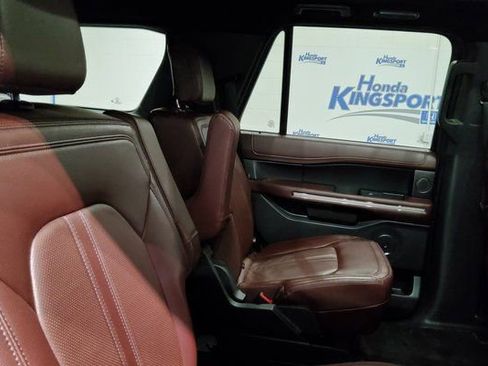 Used 2023 Ford Expedition Limited image 21