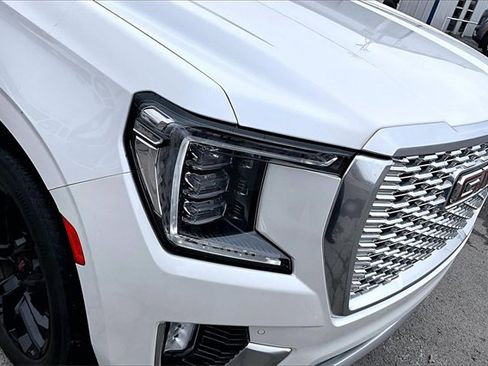 Used 2023 GMC Yukon Denali image 33