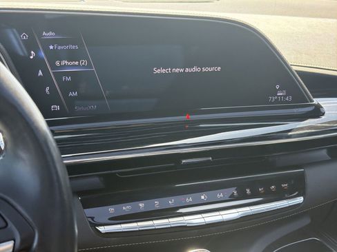Used 2022 Cadillac Escalade Sport AWD/4WD image 23