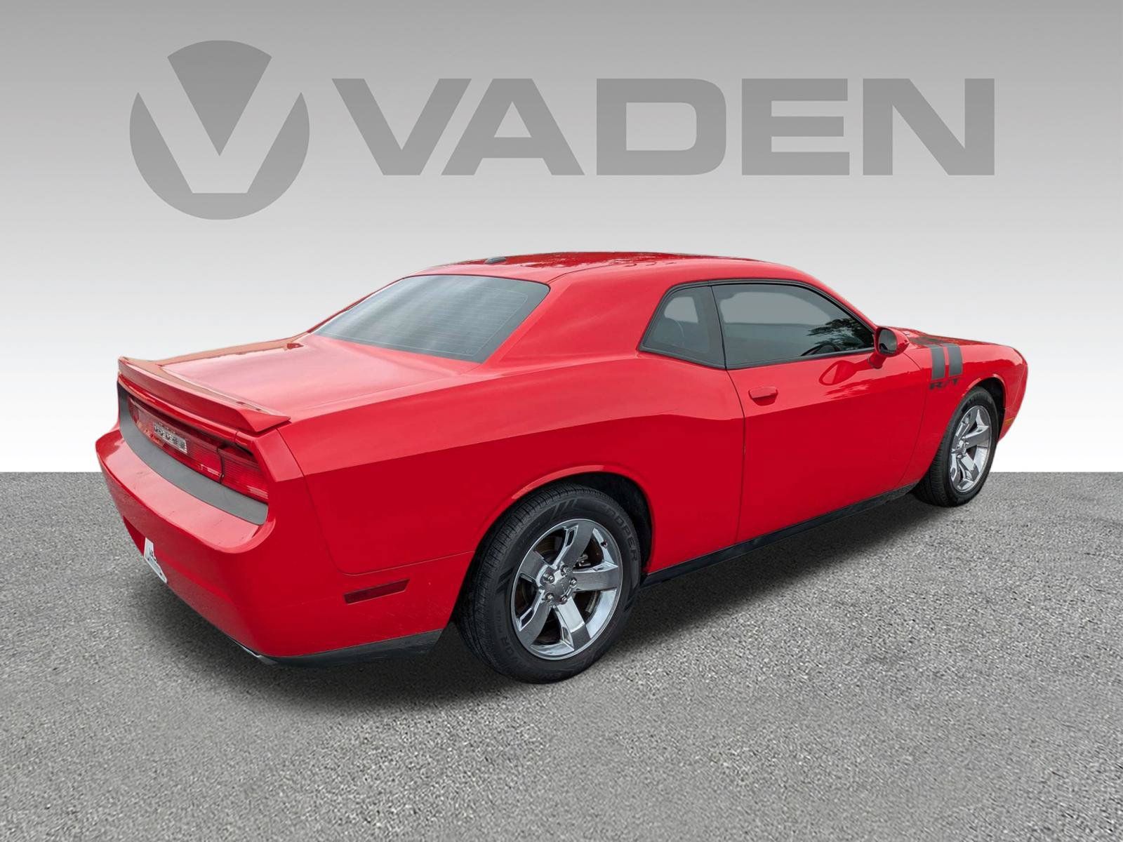 Used 2013 Dodge Challenger R/T RWD image 21