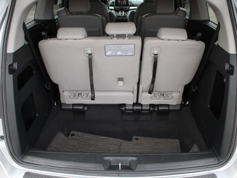 Used 2023 Honda Odyssey EX-L image 8