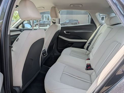 Used 2025 Hyundai Sonata SEL FWD image 21