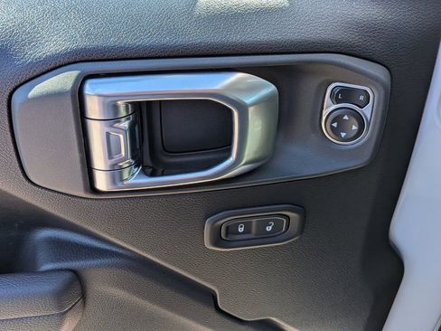 New 2026 Jeep Gladiator Sport image 6