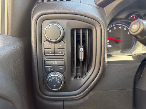 Used 2023 Chevrolet Silverado 1500 Custom Trail Boss image 32