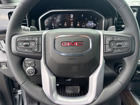 New 2026 GMC Sierra 1500 Elevation w/ Preferred Package AWD/4WD image 18