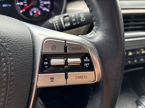 Used 2022 Kia Telluride EX w/ EX Premium Package image 18