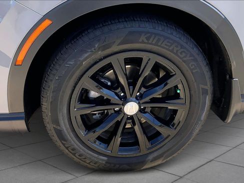 Used 2024 Honda CR-V EX-L image 11