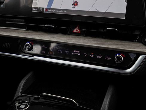 Used 2025 Kia Sportage X-Line image 22