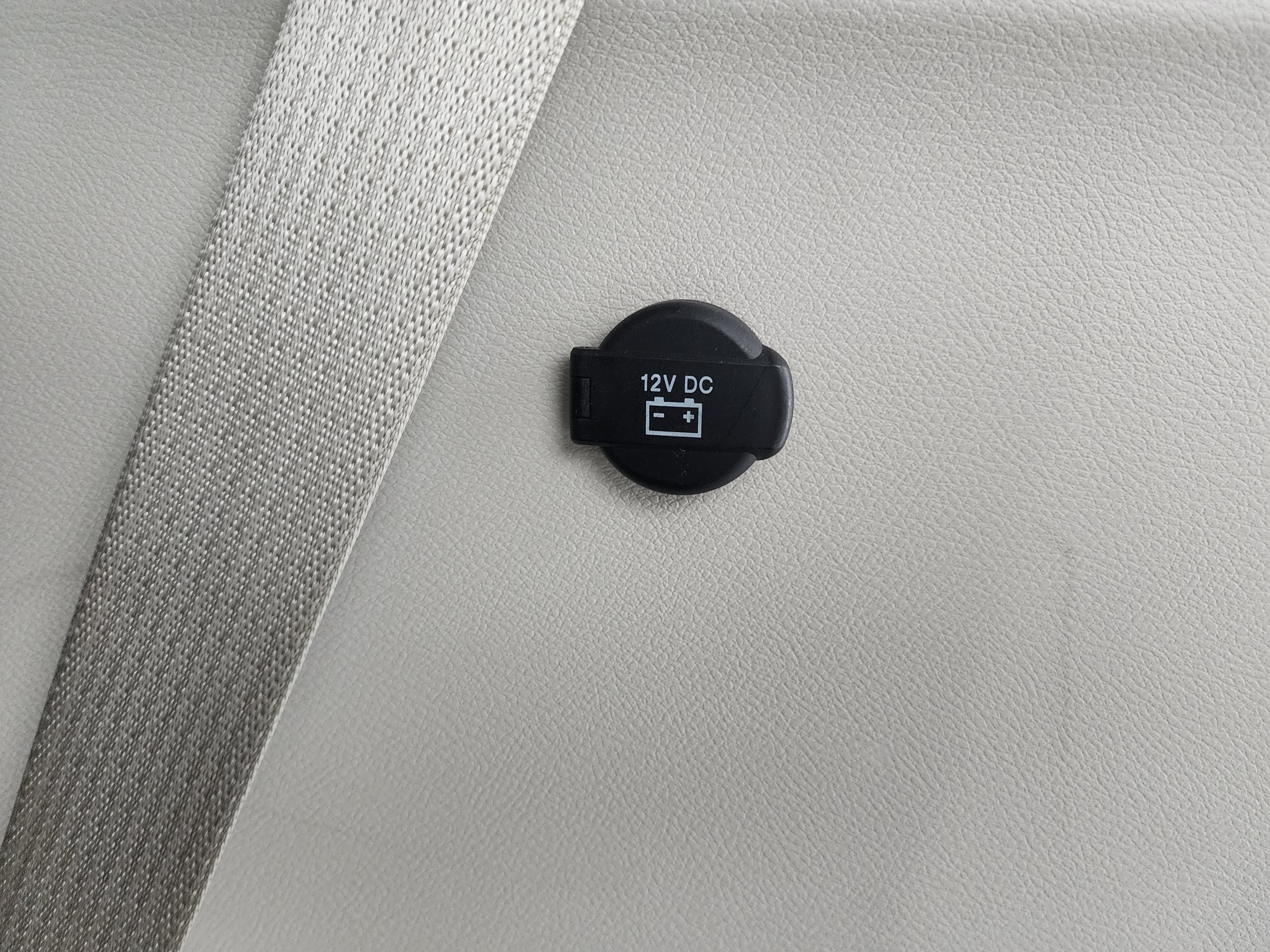 Used 2024 Chrysler Pacifica Touring-L FWD image 29