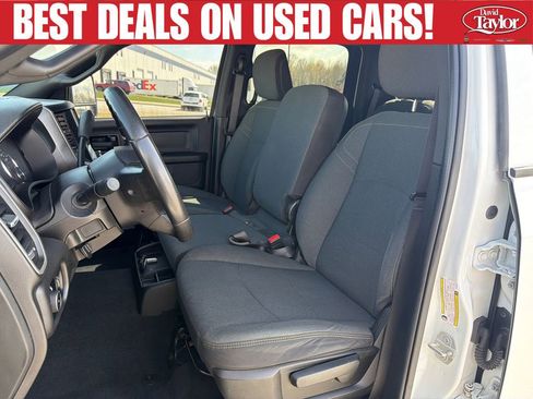 Used 2024 RAM 3500 Tradesman w/ Chrome Appearance Group AWD/4WD image 12