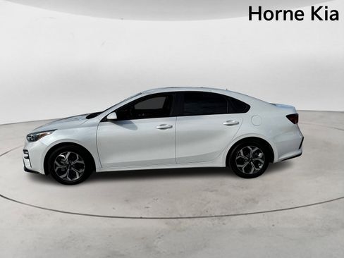 Certified 2021 Kia Forte LXS image 6