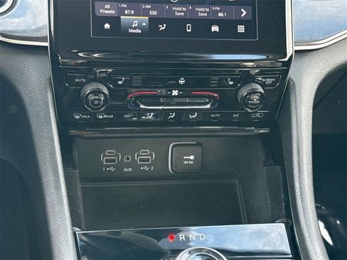 Used 2022 Jeep Grand Cherokee Laredo w/ Luxury Tech Group I image 18