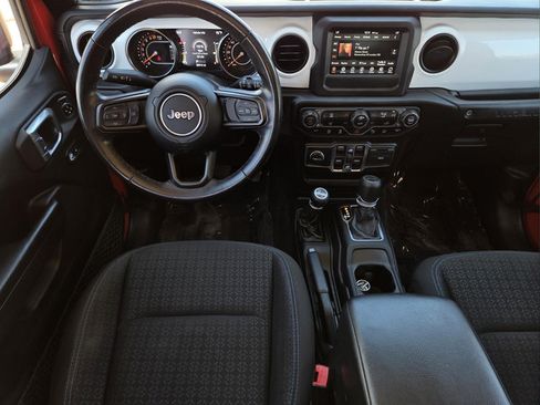 Used 2021 Jeep Wrangler Unlimited Sport AWD/4WD image 9