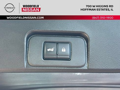 Used 2023 Nissan Rogue SL w/ SL Premium Package AWD/4WD image 18