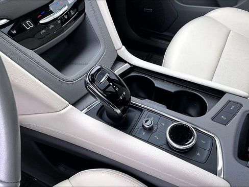 Used 2023 Cadillac XT5 Premium Luxury w/ Technology Package image 17