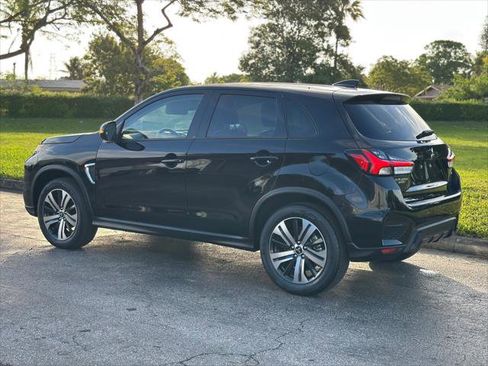 Used 2026 Mitsubishi Outlander Sport SE image 6