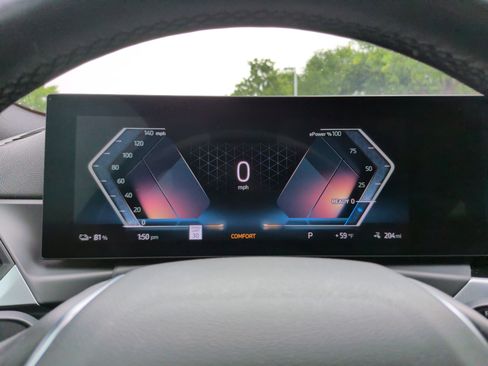 Used 2023 BMW i4 eDrive35 w/ Premium Package RWD image 17