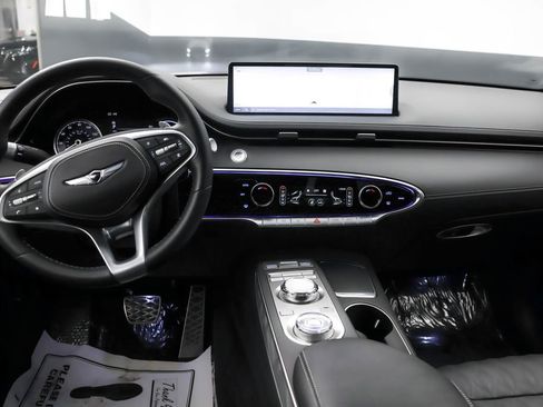 Used 2025 Genesis GV70 3.5T Sport w/ Sport Advanced Package image 34