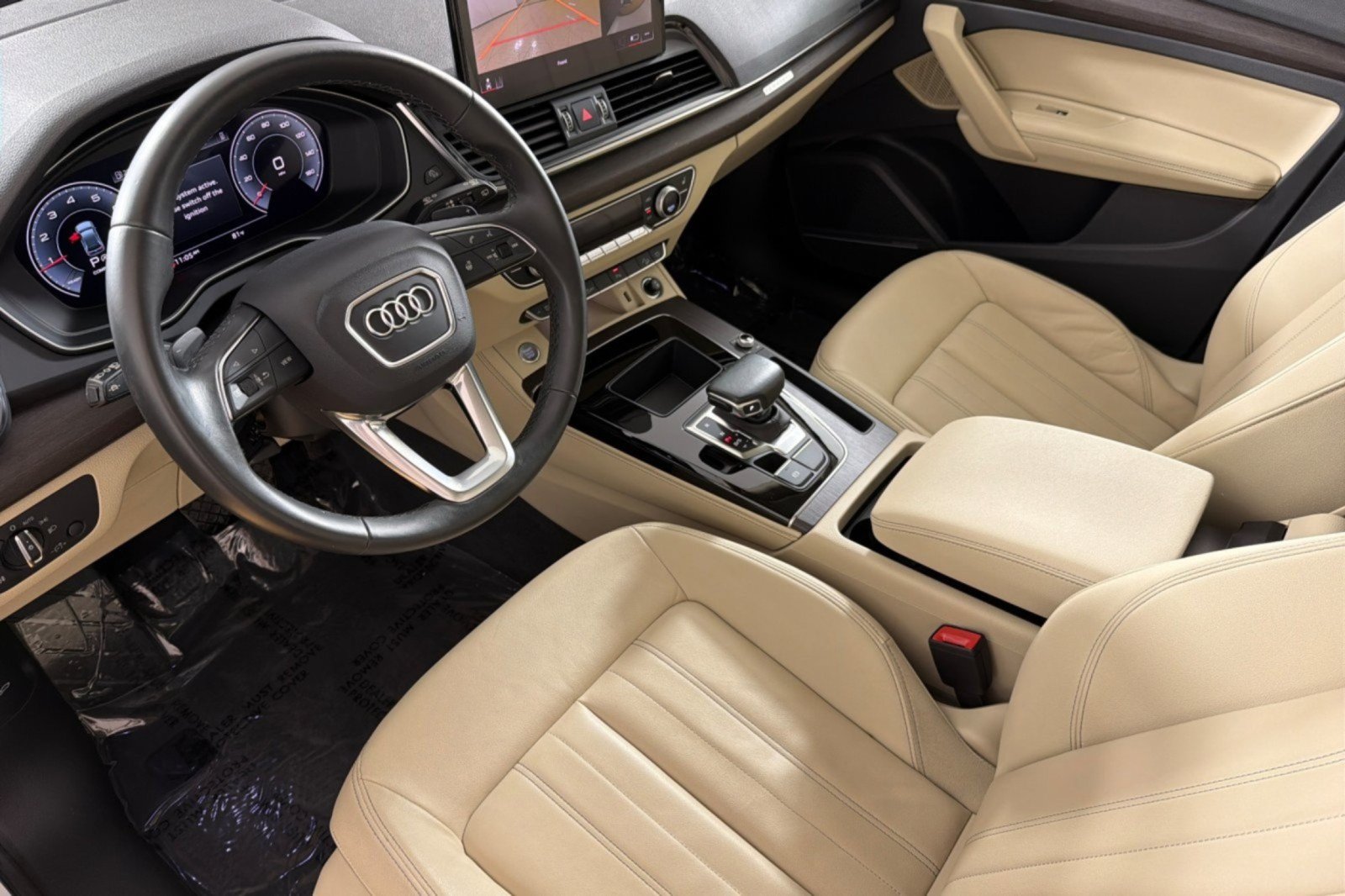 Used 2023 Audi Q5 2.0T Premium Plus w/ Premium Plus Package AWD/4WD image 9