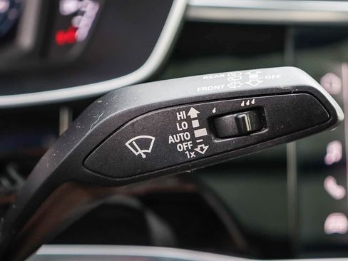 Used 2023 Audi Q3 2.0T Premium w/ 19" Wheel Package image 35