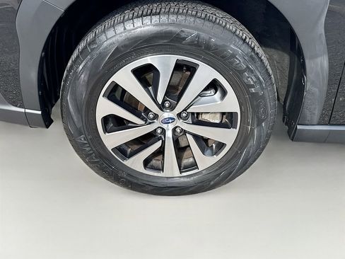 Used 2023 Subaru Outback Premium AWD/4WD image 40