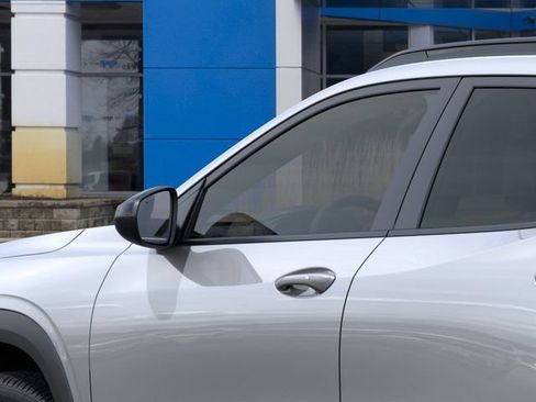 New 2026 Chevrolet Trax RS w/ Sunroof Package FWD image 12
