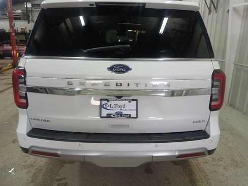 Certified 2024 Ford Expedition Max Limited image 27