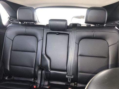 Used 2025 Ford Escape Platinum AWD/4WD image 22