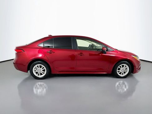 Used 2022 Toyota Corolla LE w/ Carpet Mat Package (TMS) FWD image 9