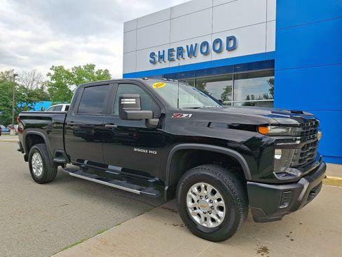 Used 2024 Chevrolet Silverado 3500 W/T AWD/4WD image 1