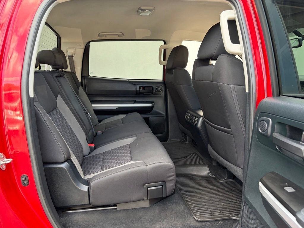 Used 2017 Toyota Tundra SR5 w/ TRD Off Road Package AWD/4WD image 27