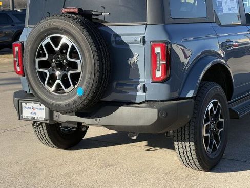New 2025 Ford Bronco Outer Banks AWD/4WD image 7