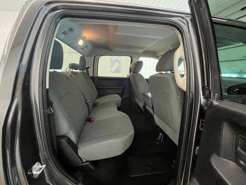 Used 2016 RAM 2500 Tradesman w/ Chrome Appearance Group image 5