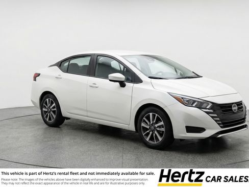 Used 2025 Nissan Versa SV FWD image 1