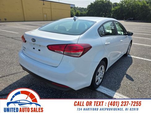 Used 2018 Kia Forte LX w/ LX Popular Package FWD image 5