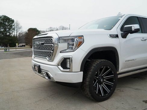 Used 2019 GMC Sierra 1500 Denali w/ Denali Ultimate Package image 29