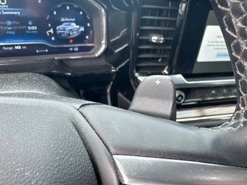 Used 2025 Chevrolet Silverado 1500 LT AWD/4WD image 26