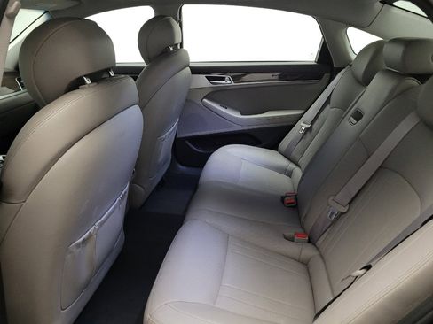 Used 2015 Hyundai Genesis 3.8 image 18