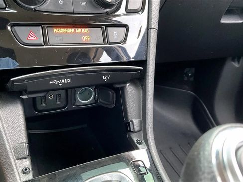 Used 2020 Buick Encore Preferred image 32