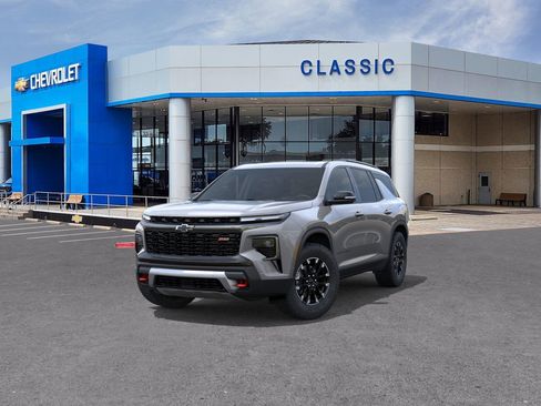 New 2026 Chevrolet Traverse Z71 image 8