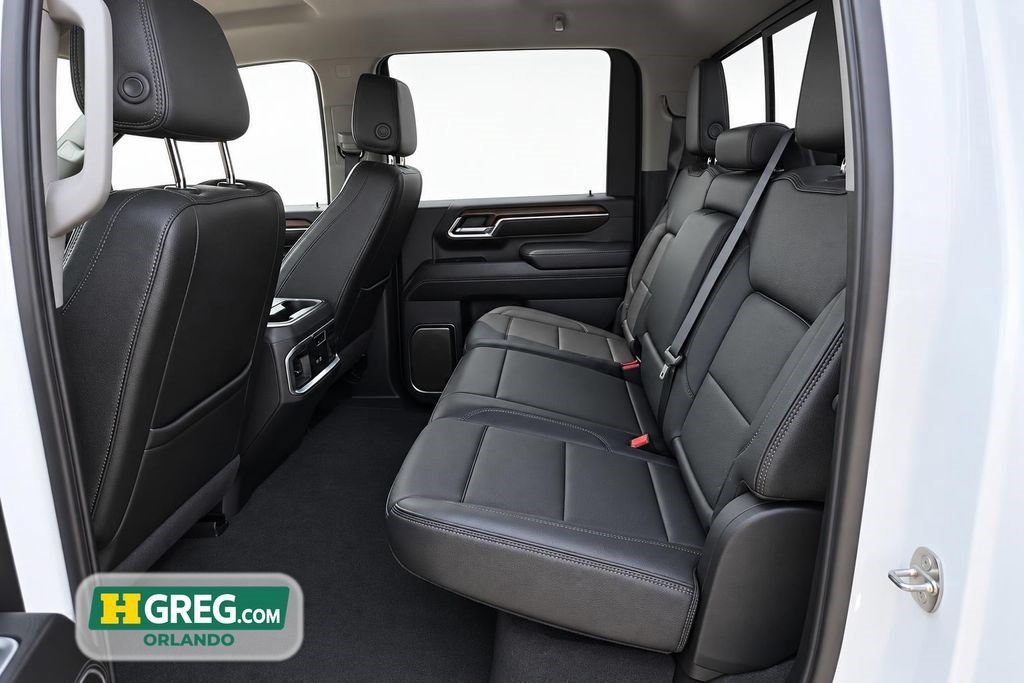 Used 2024 GMC Sierra 2500 Denali AWD/4WD image 13